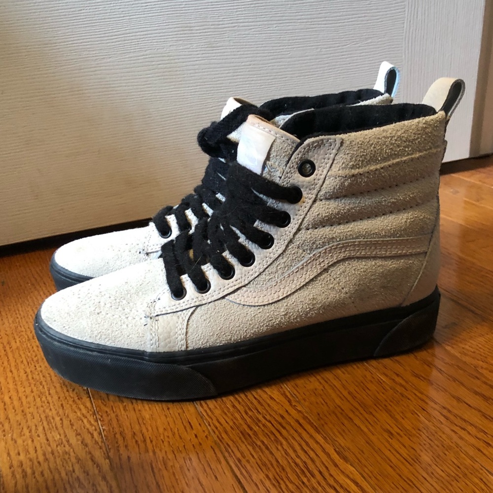 Brand new women’s vans - never worn outside